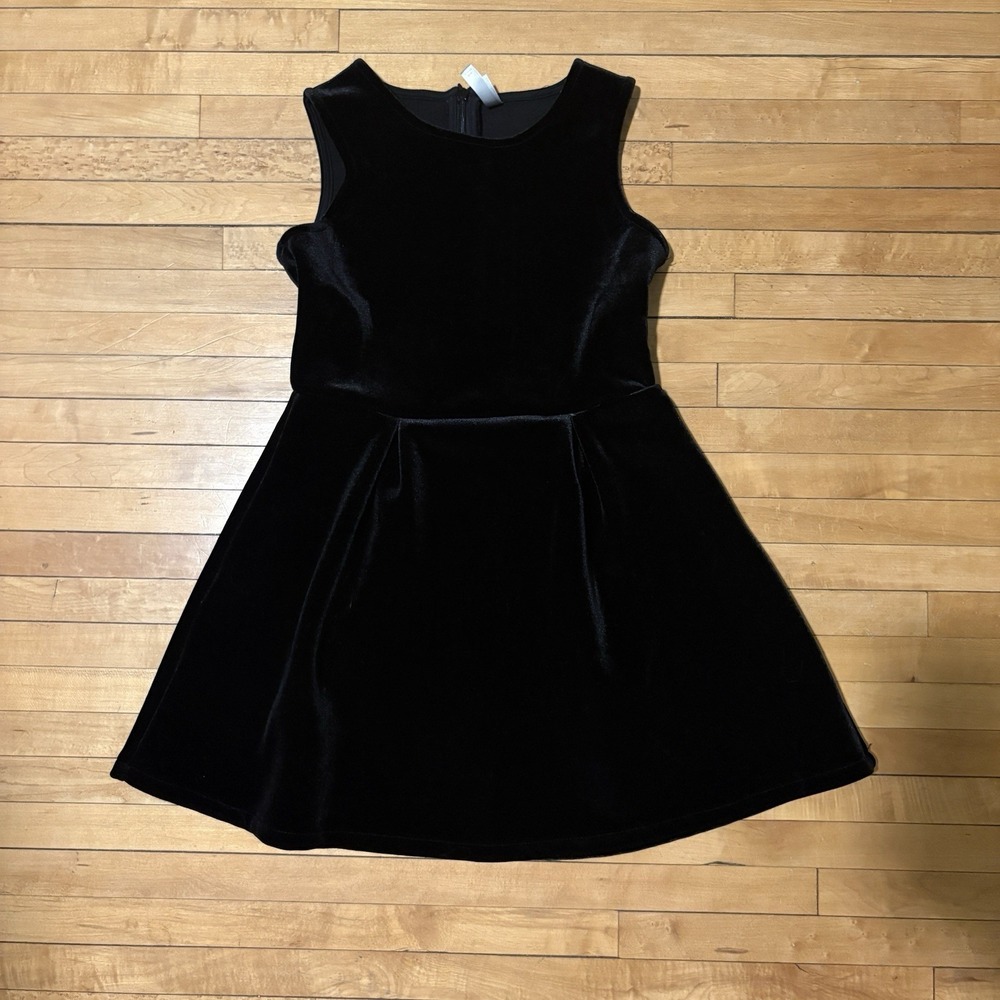 Xhilaration classical black velvet sleeveless dress, girls size Medium 7-8